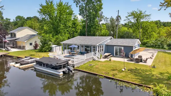 512 Cedar Street, Brooklyn, MI 49230