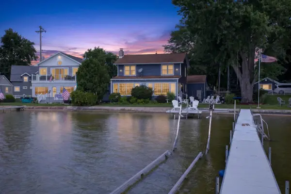 10090 W Ferndale Drive, ManitouBeach, MI 49253