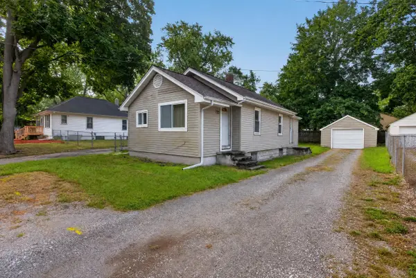 821 Grant Street, Jackson, MI 49203