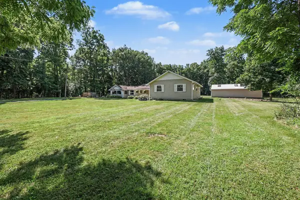 2125 W Kimmel Road, Jackson, MI 49201