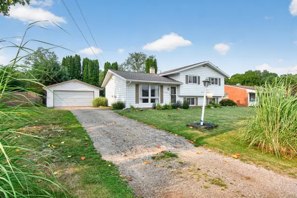 1286 W Southfield Drive, Jackson, MI 49203