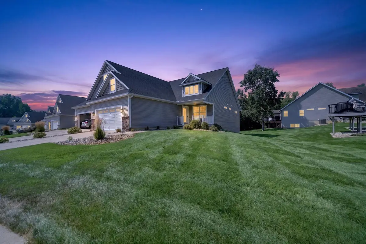 4048 Stoneridge Drive, Jackson, MI 49203 - #1