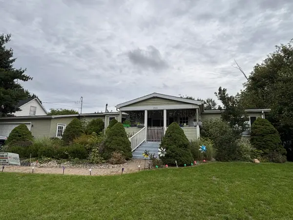 211 S 24th Street S, BattleCreek, MI 49015