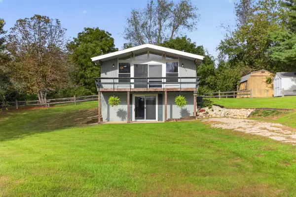 516 Timber Lane, Brooklyn, MI 49230