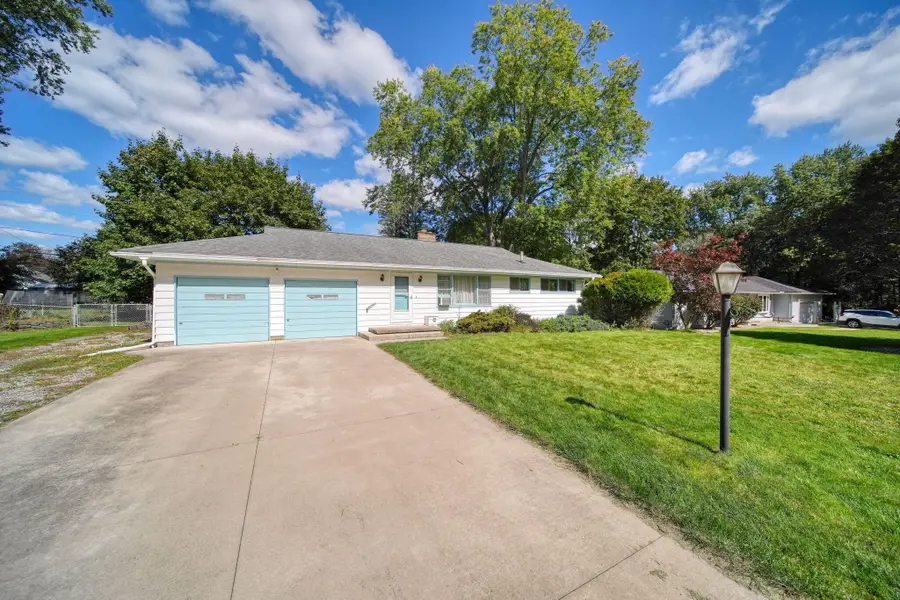 1500 Strathmoor Lane, Jackson, MI 49203 - #2