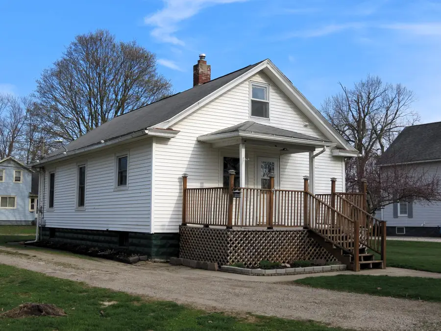 1424 Locust Street, Jackson, MI 49203 - #3