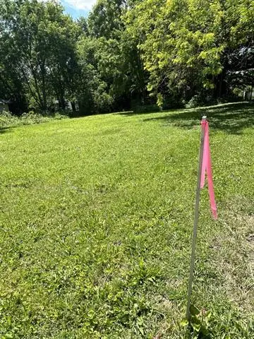 710 Parkwood AVE, Blissfield, MI 49228 - #3