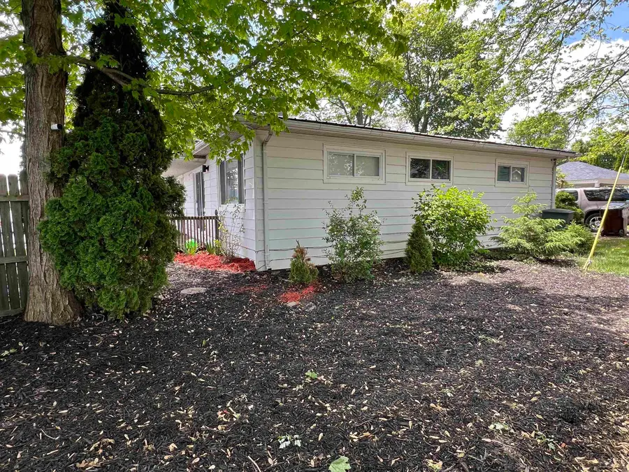 11698 Elm Park DR, Manitou Beach, MI 49253 - #3