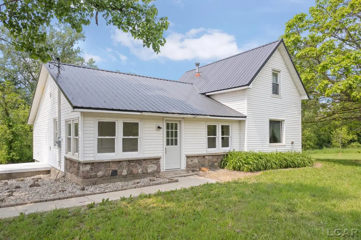 11943 W US 223 HWY, Onsted, MI 49265 - #1