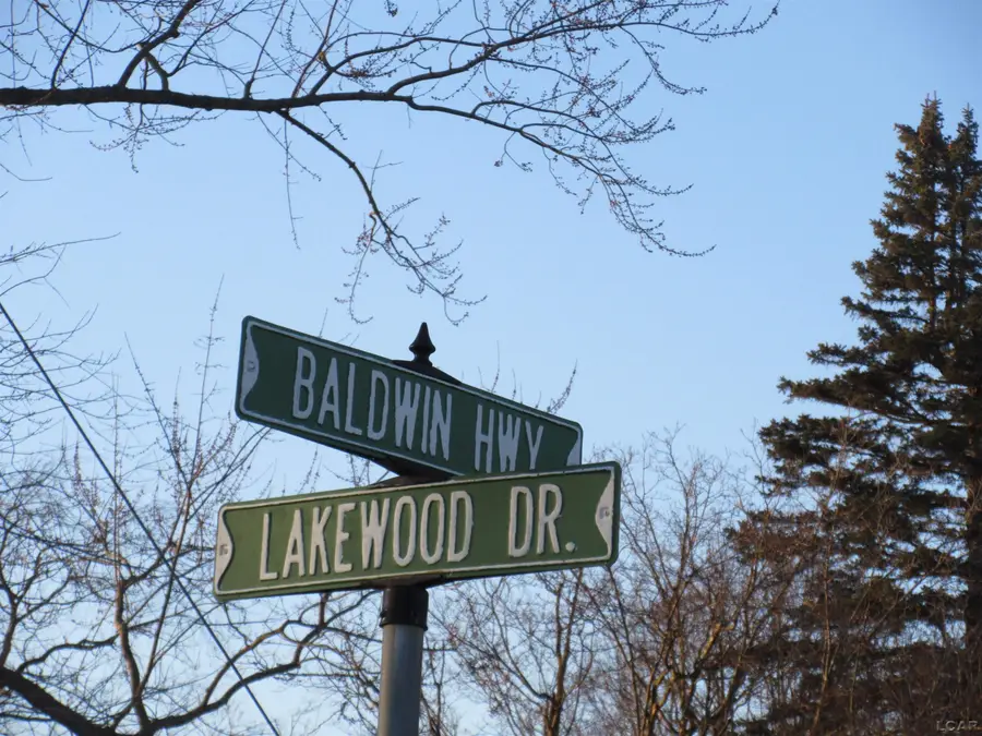 2303 LAKEWOOD DR, Adrian, MI 49221 - #3