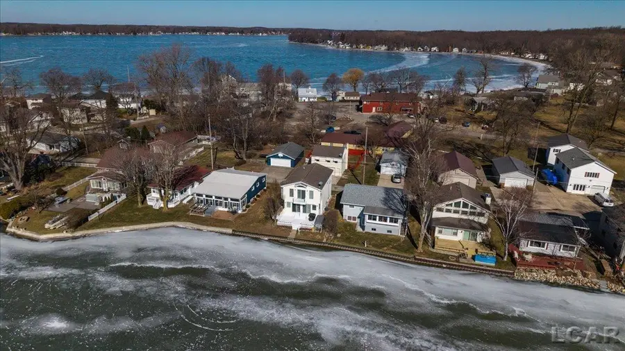 9920 W Ferndale DR, Manitou Beach, MI 49253 - #2