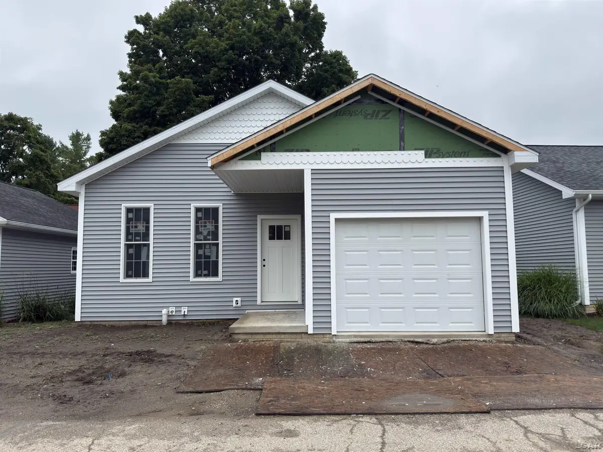 967A W Maumee ST, Adrian, MI 49221 - #1