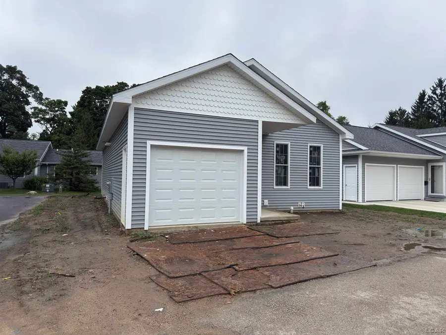 965A W Maumee ST, Adrian, MI 49221 - #3