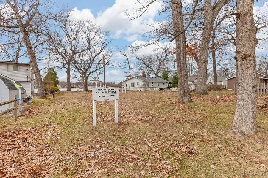 502 Wilbur AVE, Brooklyn, MI 49230 - #2