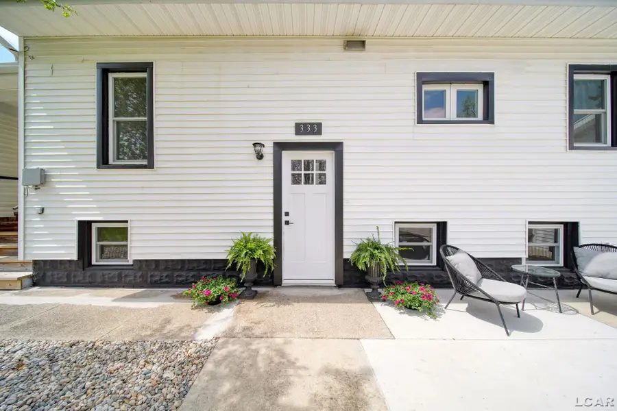 333 E Jefferson St ST, Blissfield, MI 49228 - #3