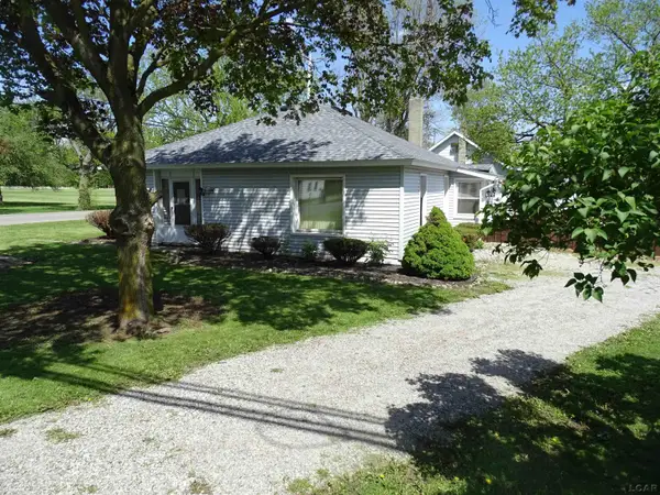 2729 Bent Oak AVE, Adrian, MI 49221