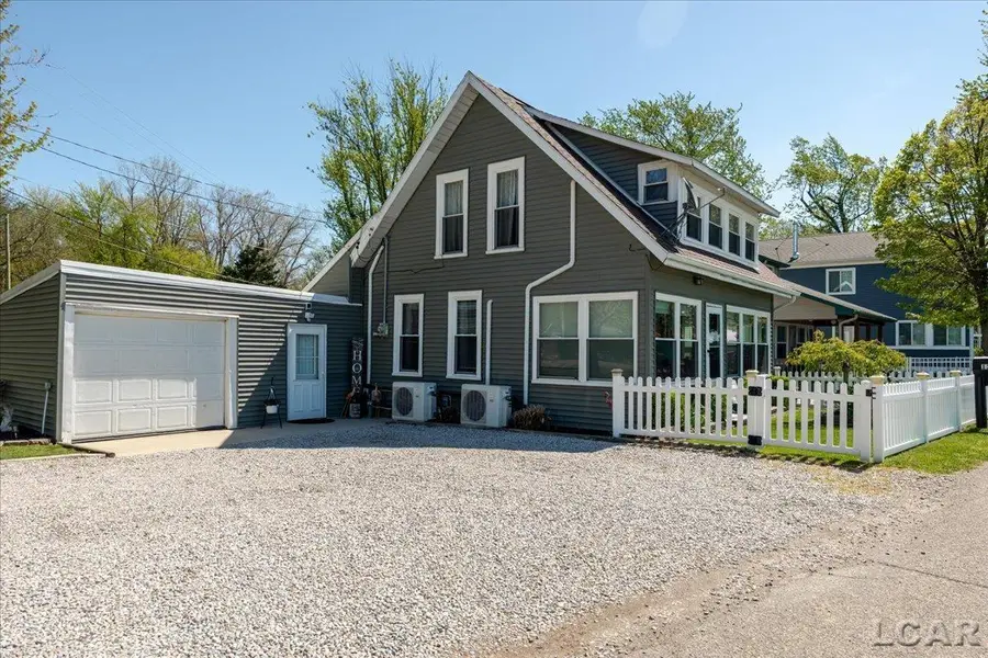 1398 Lakeshore DR, Brooklyn, MI 49230 - #3