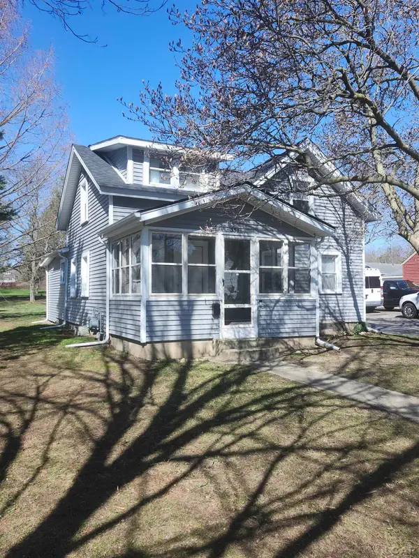 355 Budlong ST, Adrian, MI 49221