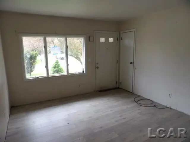 164 Pleasant Knoll DR, Adrian, MI 49221 - #2