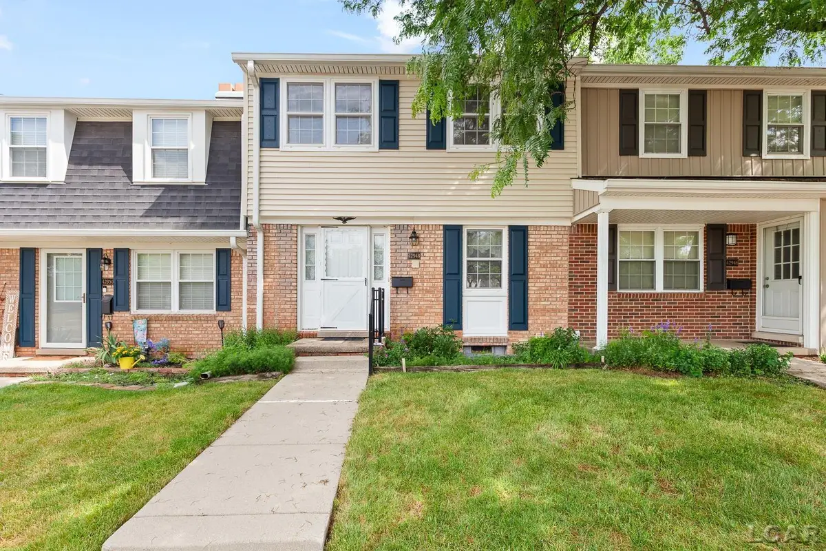 42948 Richards CT, Northville, MI 48167 - #1