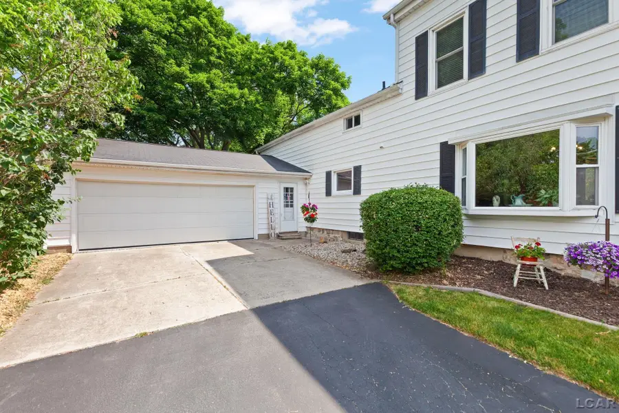 807 Conklin DR, Tecumseh, MI 49286 - #2