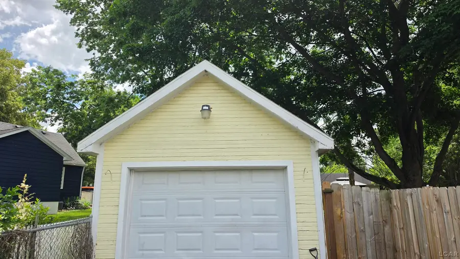 714 Mulberry ST, Adrian, MI 49221 - #3
