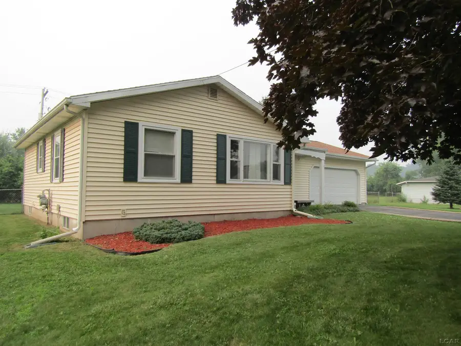 1109 Jane ST, Tecumseh, MI 49286 - #2