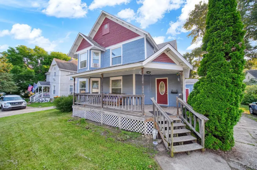 134 S Broad ST, Hillsdale, MI 49242 - #3