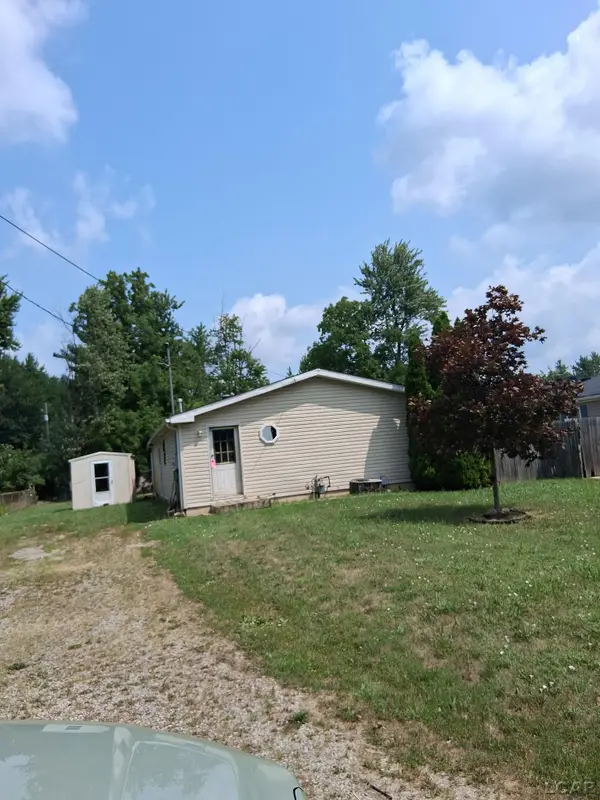 1022 Davis ST, Adrian, MI 49221