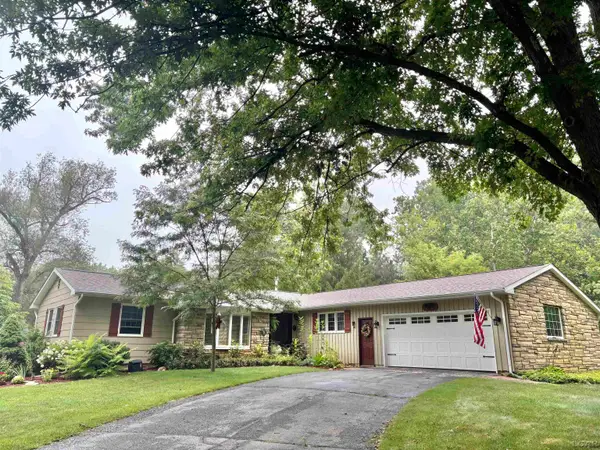 1719 Southgate CT, Adrian, MI 49221