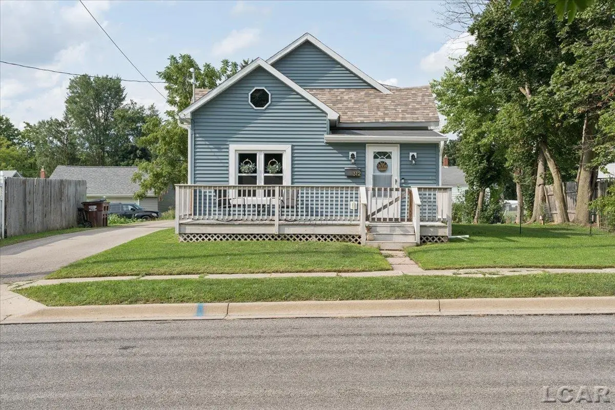 312 W Summit ST, Adrian, MI 49221 - #1