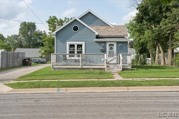 312 W Summit ST, Adrian, MI 49221