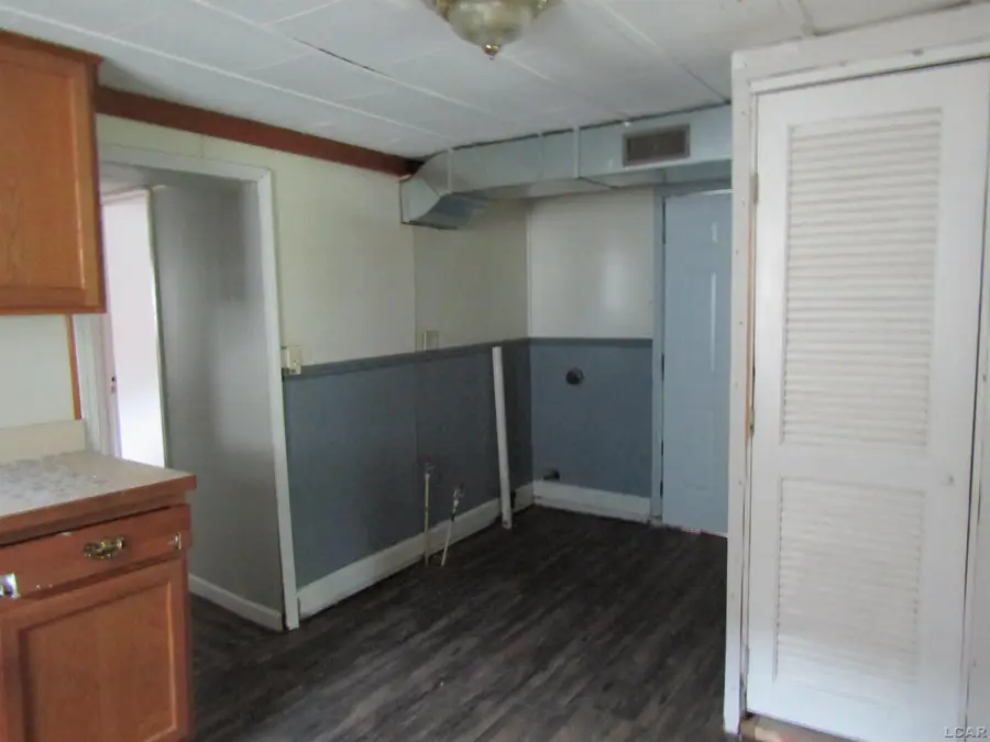 741 Oak ST, Adrian, MI 49221 - #3
