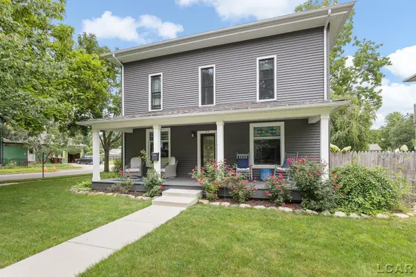 215 W Shawnee ST, Tecumseh, MI 49286