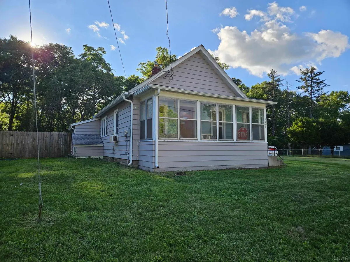 1118 WALKER ST, Jackson, MI 49202 - #1