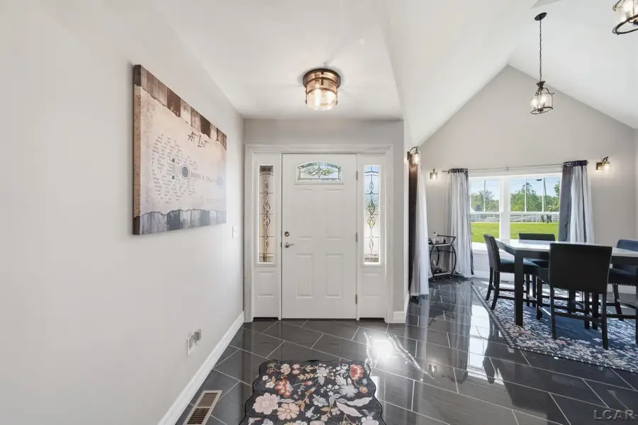 2301 Wolf Creek HWY, Adrian, MI 49221 - #2