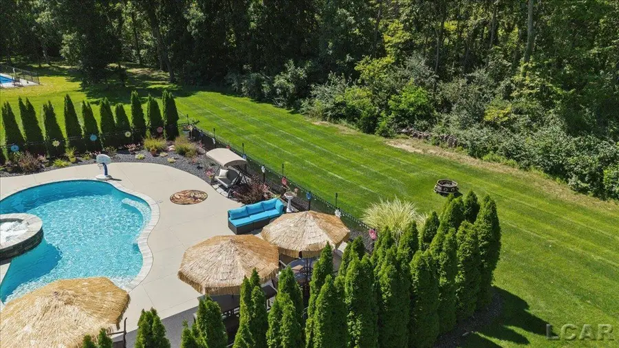 4414 Mckenna DR, Adrian, MI 49221 - #3