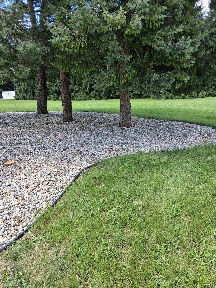 667 Berkshire DR, Adrian, MI 49221 - #2