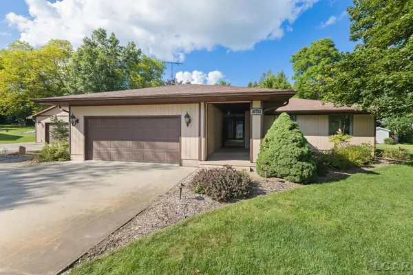1284 Buckingham CT, Adrian, MI 49221