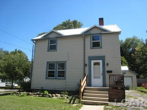 524 Ormbsy ST, Adrian, MI 49221