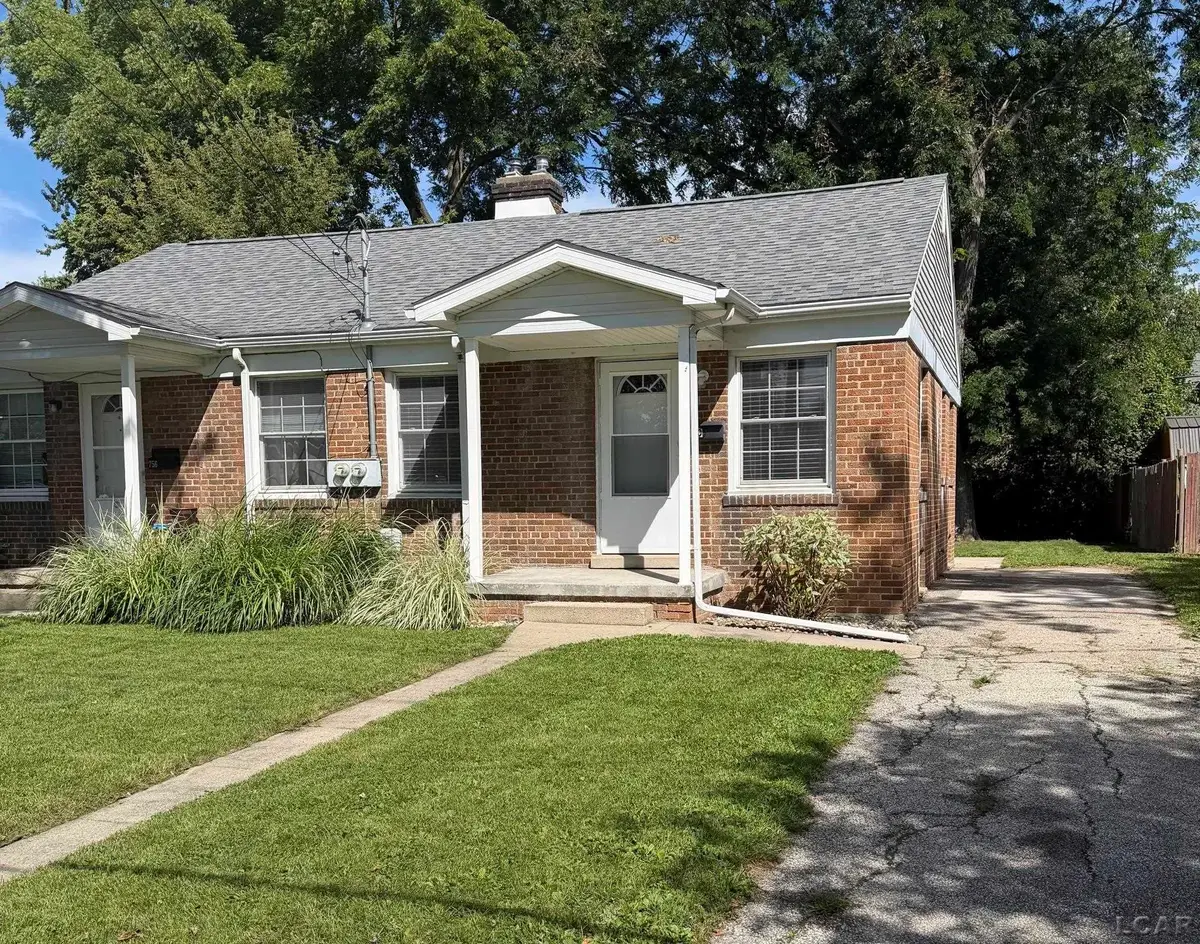 750 W Maple AVE, Adrian, MI 49221 - #1