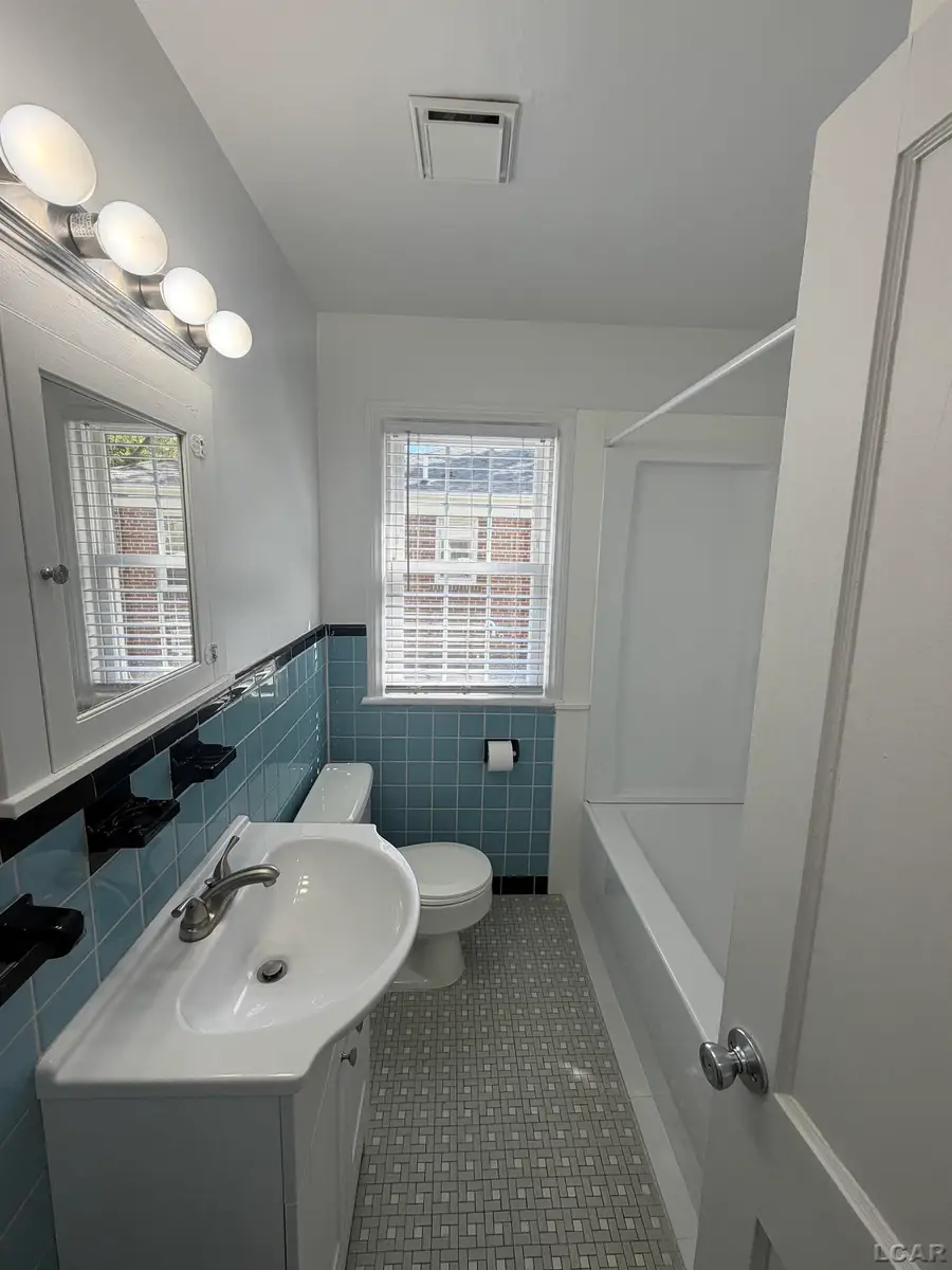 750 W Maple AVE, Adrian, MI 49221 - #3