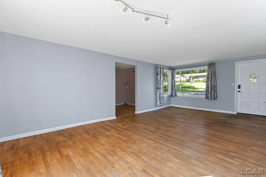 717 Granger ST, Manchester, MI 48158 - #2
