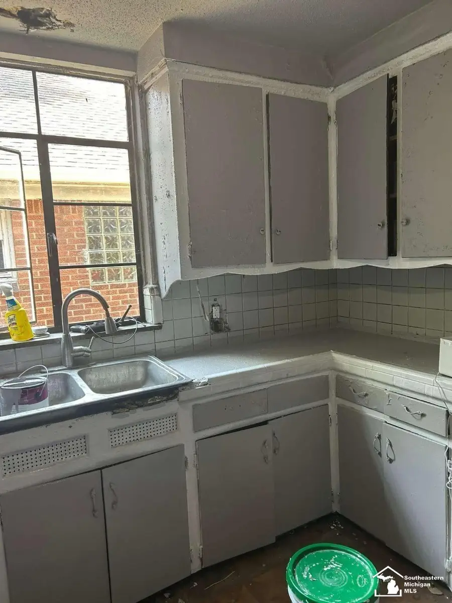 15016 Troester ST, Detroit, MI 48205 - #3