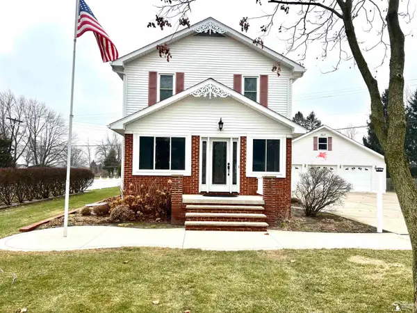4011 Bluebush RD, Monroe, MI 48162