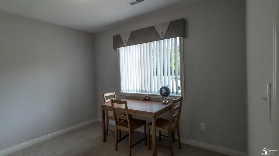 4105 Rosalia DR, Monroe, MI 48161 - #3