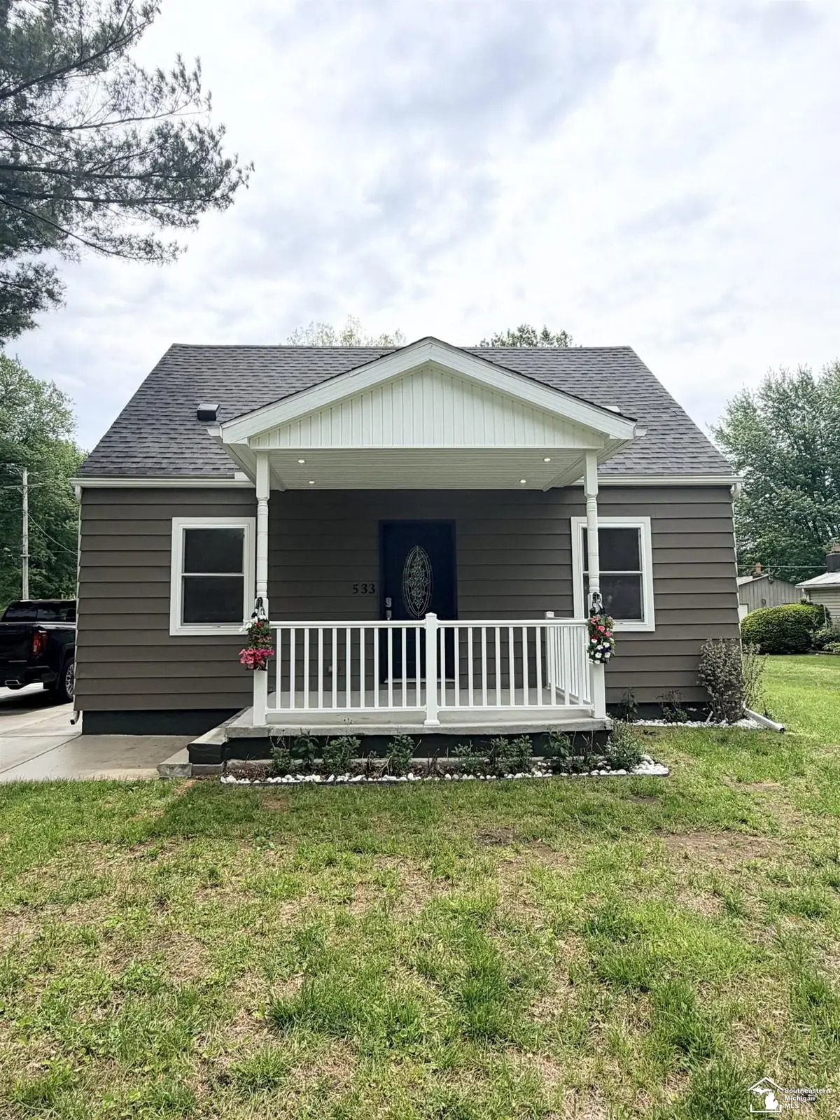 533 Center ST, Carleton, MI 48117 - #1