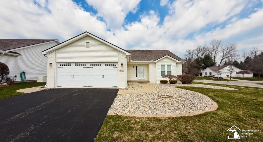 2140 Delaware Lane RD, Temperance, MI 48182 - #2