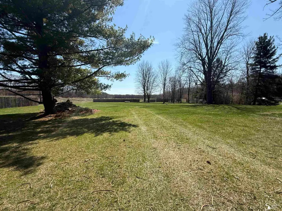 12495 Ostrander RD, Maybee, MI 48159 - #2