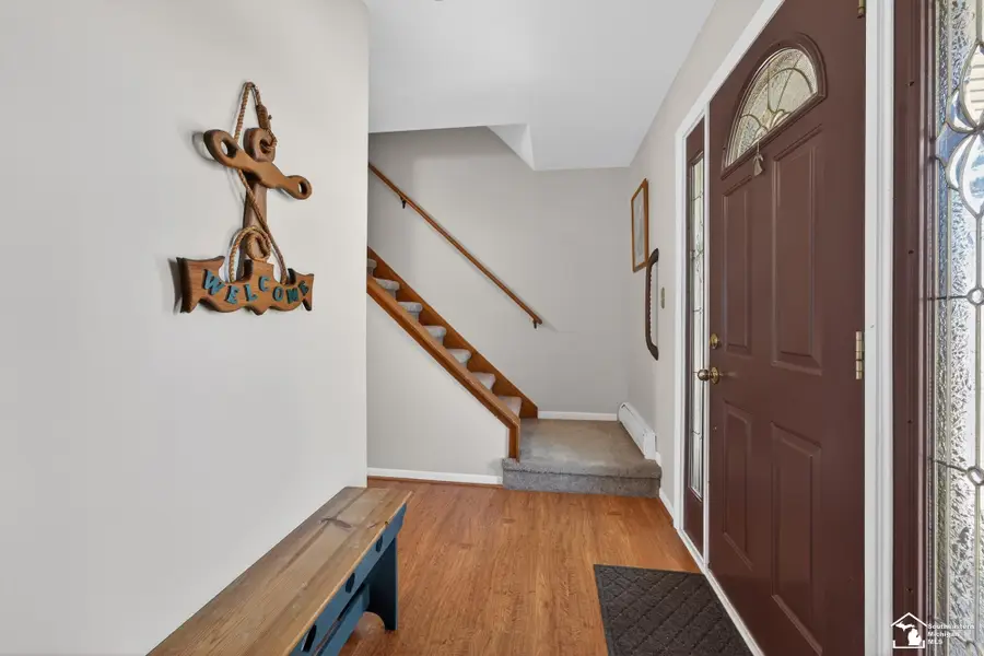 30189 Pointe DR, Gibraltar, MI 48173 - #2